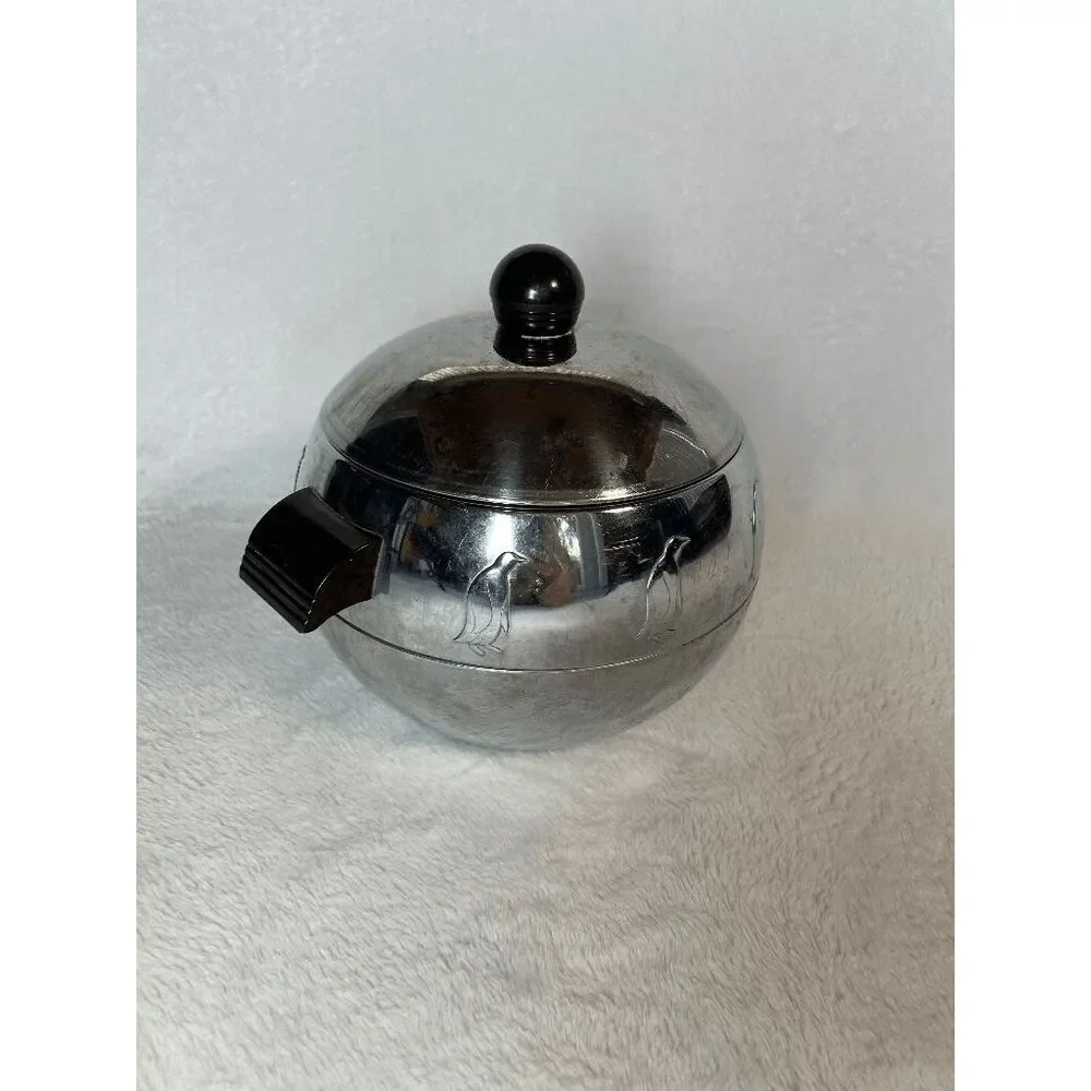 Vintage West Bend Penguin Hot/Cold Server Bakelite Handles Ice Bucket (Read)